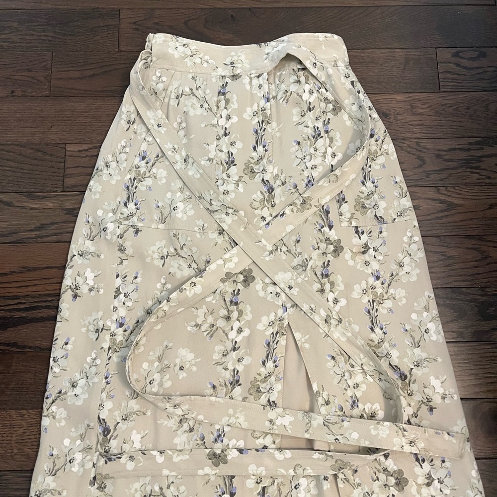 Club Monaco Cream Floral Midi Skirt with tie